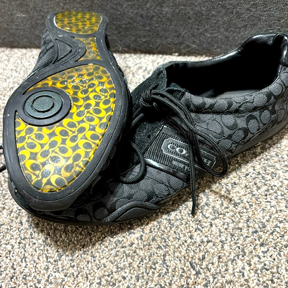 Coach tennis shoes